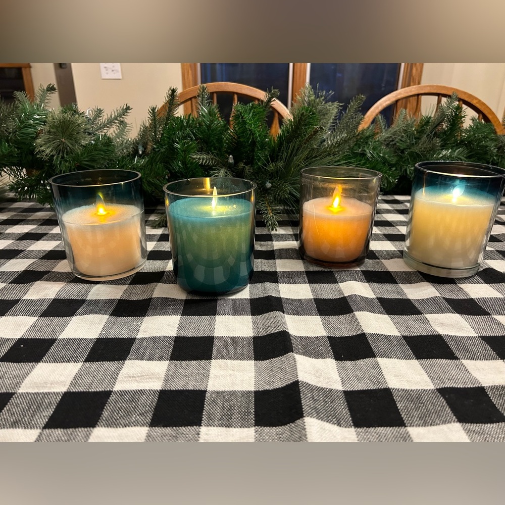 Realistic Moving Flame Candles (4)